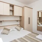 Ari Daire Dubrovnik