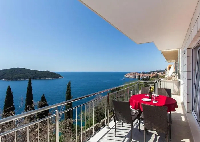 شقة Ari دوبروفينك