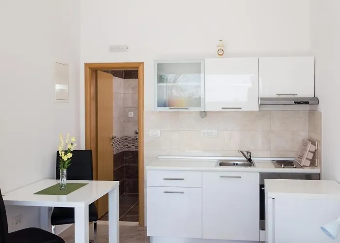 شقة Ari دوبروفينك