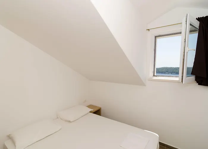 شقة Ari دوبروفينك