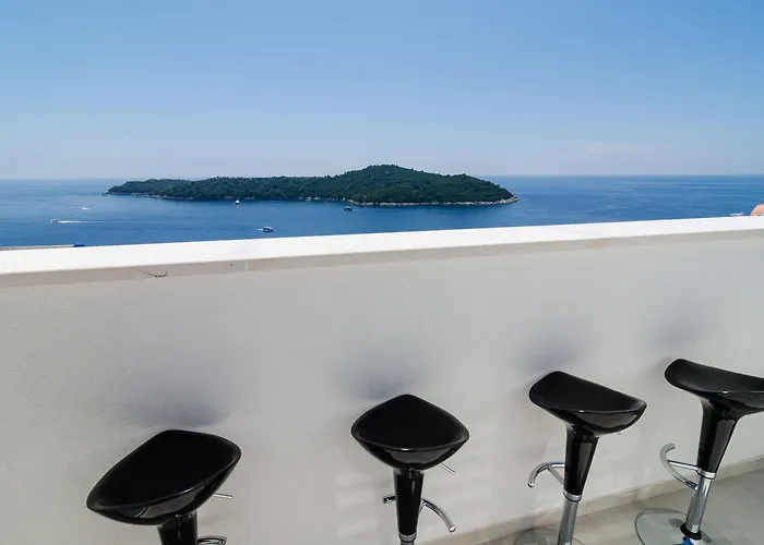 شقة Ari دوبروفينك